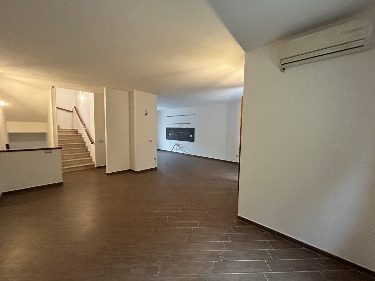 Villetta a schiera in vendita 3 Stanze da letto a Montorio Al Vomano