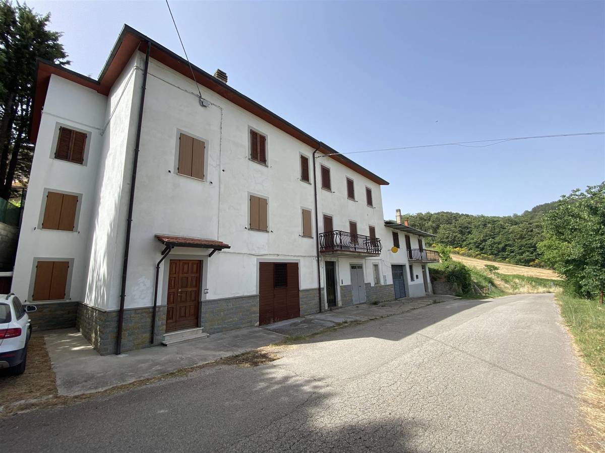 Casa semi indipendente in vendita 2 Stanze da letto a Gubbio