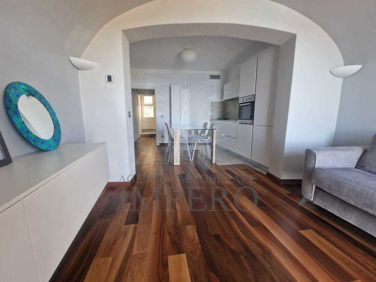 Casa semi indipendente in vendita 1 Stanza da letto a Ventimiglia