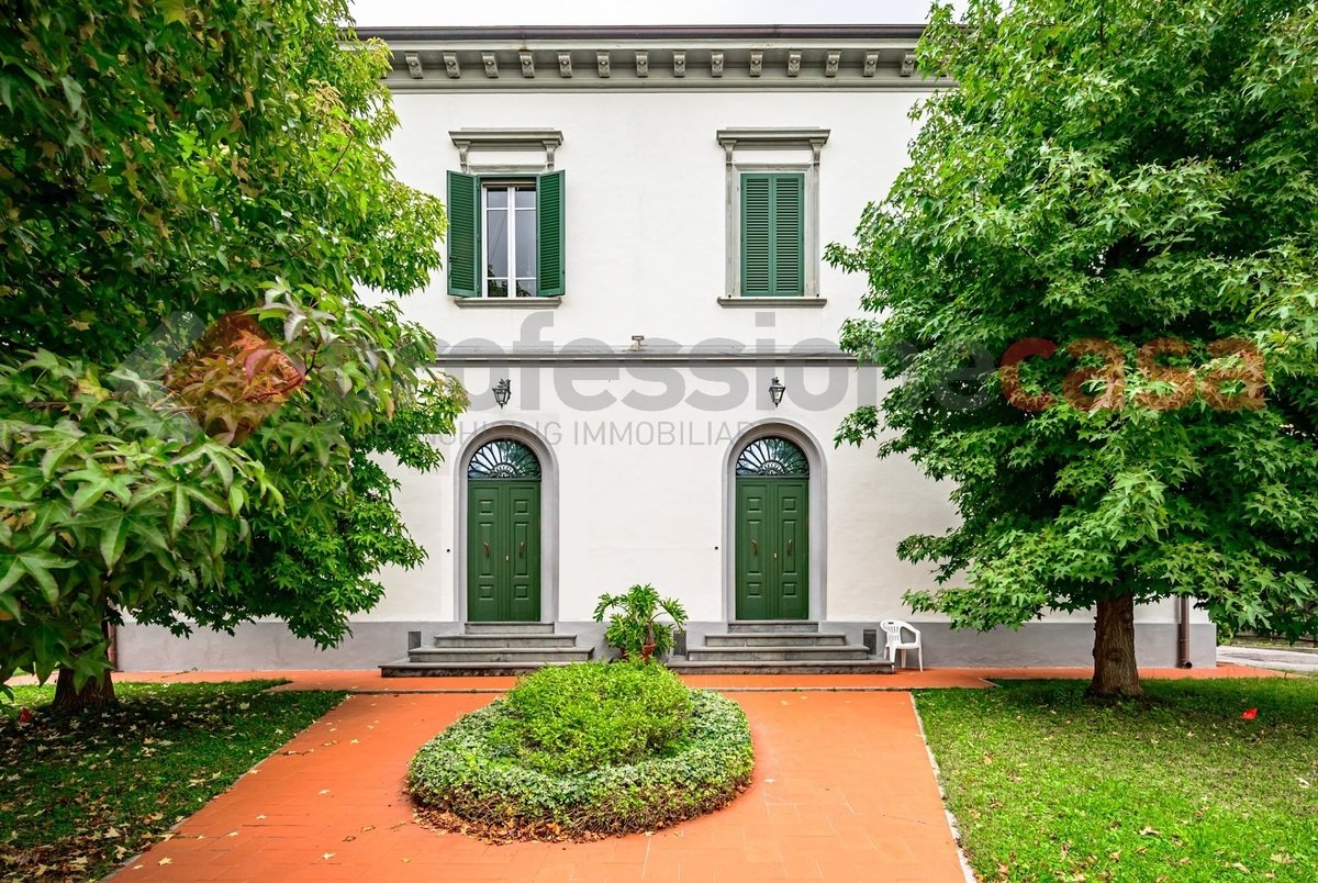 Villa in vendita 7 Stanze da letto a Pisa