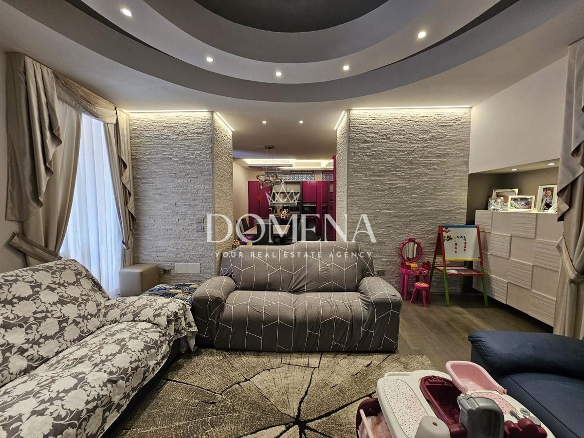 Appartamento in vendita 4 Stanze da letto a Siena