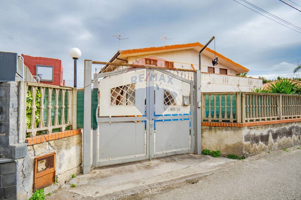 Casa in vendita 4 Stanze da letto a Catania