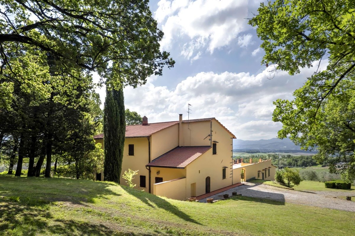 Villa in vendita 6 Stanze da letto a Scarperia E San Piero