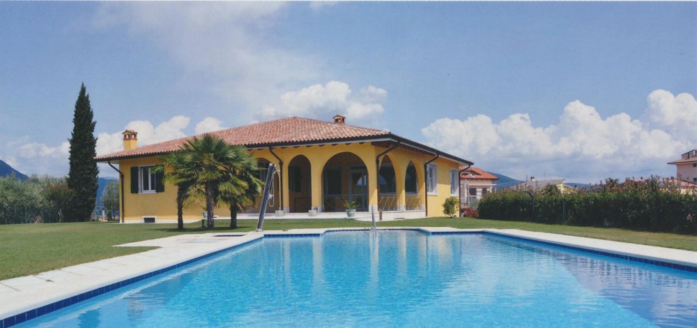 Villa in vendita 6 Stanze da letto a Costermano Sul Garda