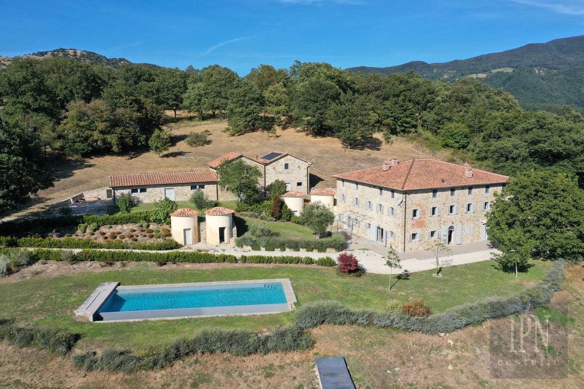 8 Bedrooms Villa for sale in Pieve Santo Stefano [647201] | Gate-away®