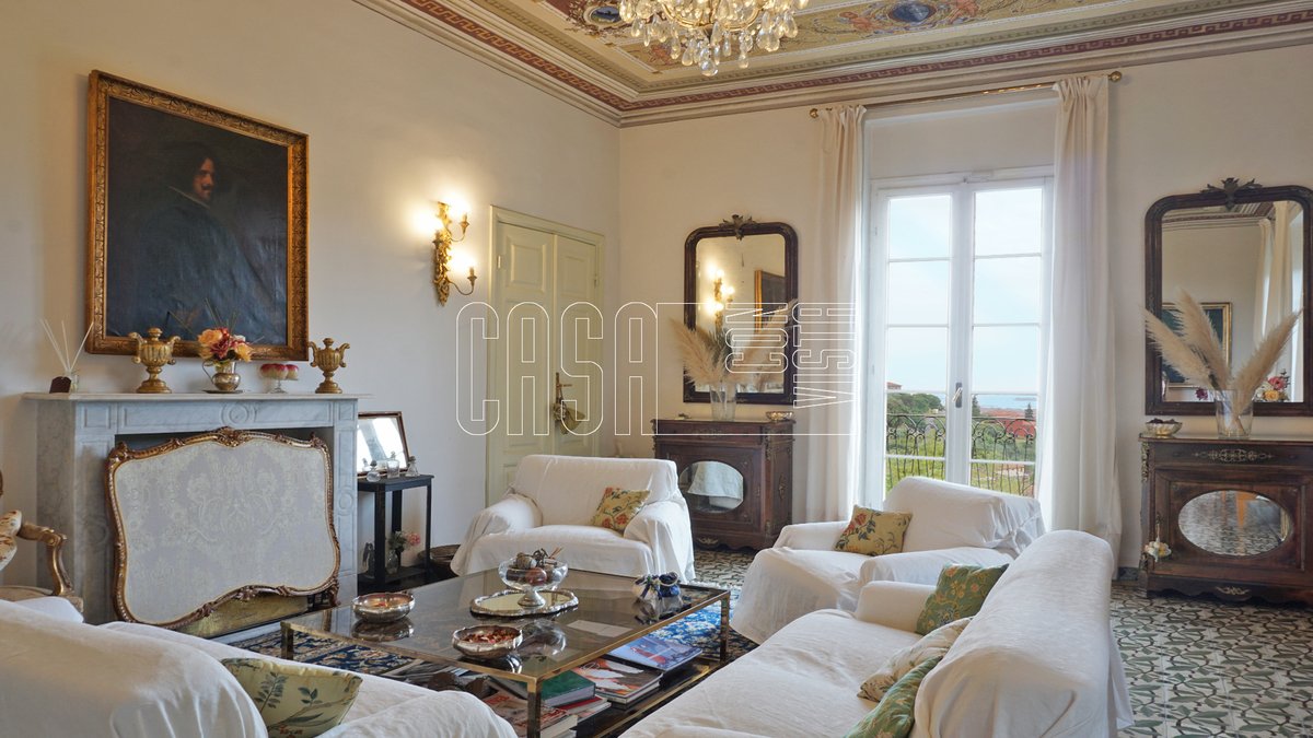 Villa in vendita 7 Stanze da letto a La Spezia