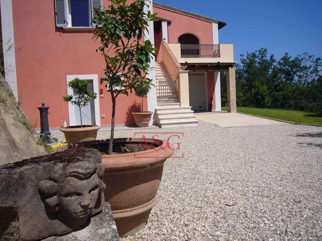 Villa in vendita 3 Stanze da letto a Ascoli Piceno