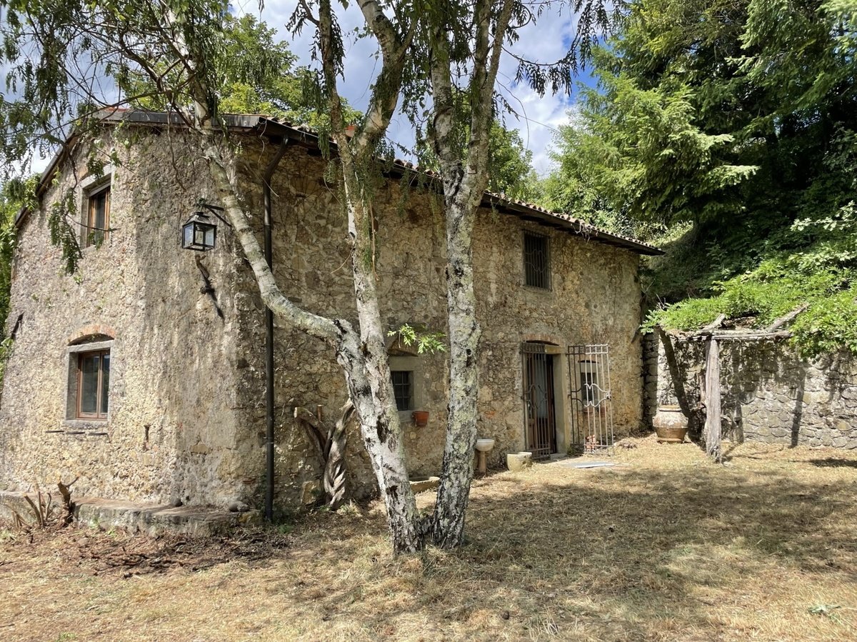 Casa indipendente in vendita 4 Stanze da letto a Castiglione Di Garfagnana
