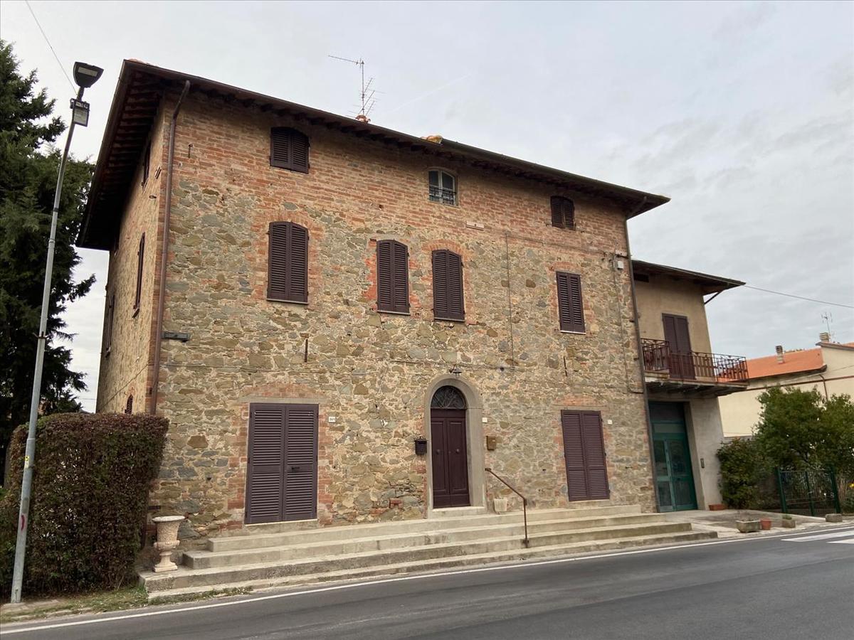 Casa semi indipendente in vendita 2 Stanze da letto a Castiglione Del Lago