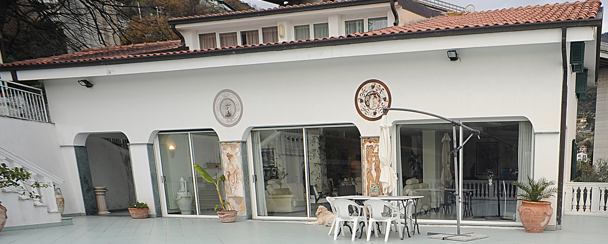 Villa in vendita 5 Stanze da letto a Sanremo