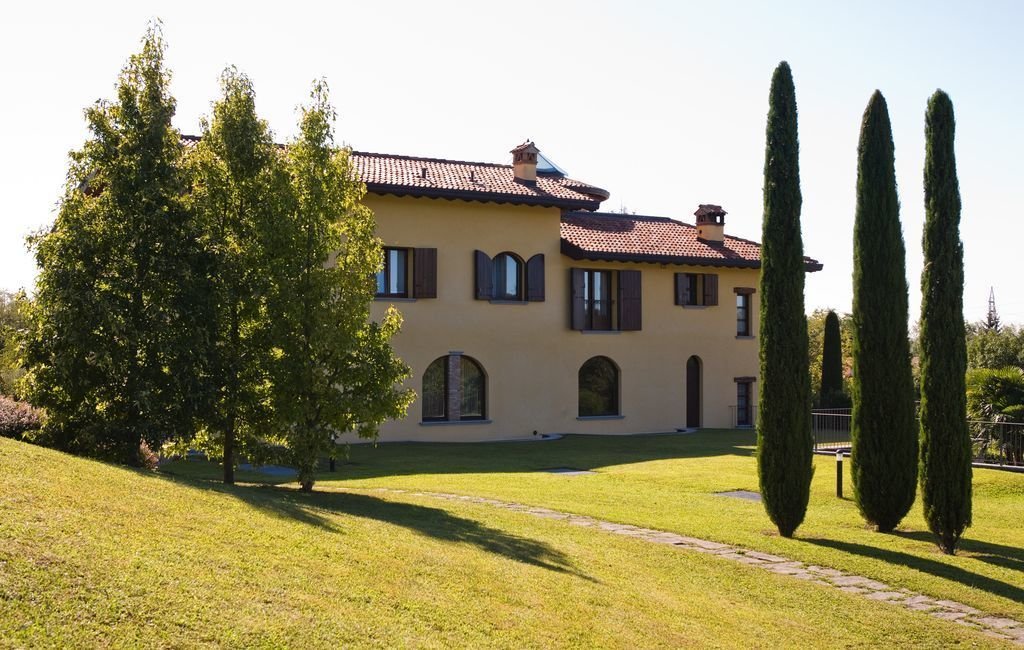 Casa indipendente in vendita 5 Stanze da letto a San Fermo Della Battaglia