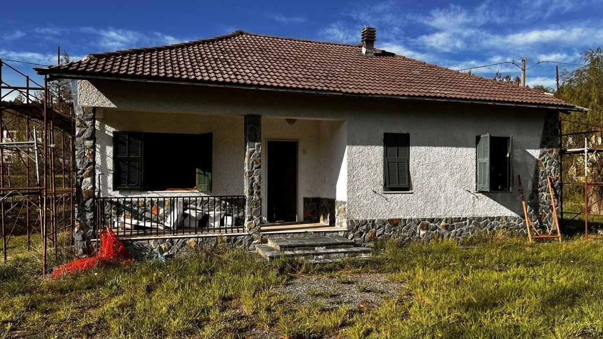 Villa in vendita a Urbe